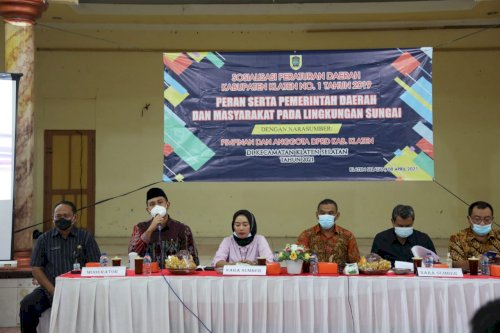 Ketua DPRD Kab. Klaten, Hamenang Wajar Ismoyo, S.I.Kom bersama bersama Anggota DPRD menghadiri Pertemuan Optimalisasi Implementasi Sanitasi Total berbasis Masyarakat (STBM) sebagai narasumber di Pendopo Kab. Klaten, kemudian menghadiri undangan di Dispermasdes Kab. Klaten, dan Sosialisasi Peraturan Daerah No.1 Tahun 2019 Peran Serta Pemerintah Daerah dan Masyarakat pada Lingkungan Sungai bersama beberapa Anggota DPRD Keb. Klaten (Kamis, 8 April 2021)